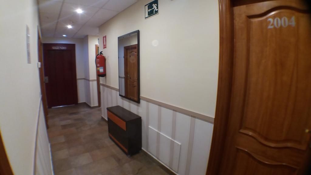 Hostal Venecia II Monzón Eksteriør bilde