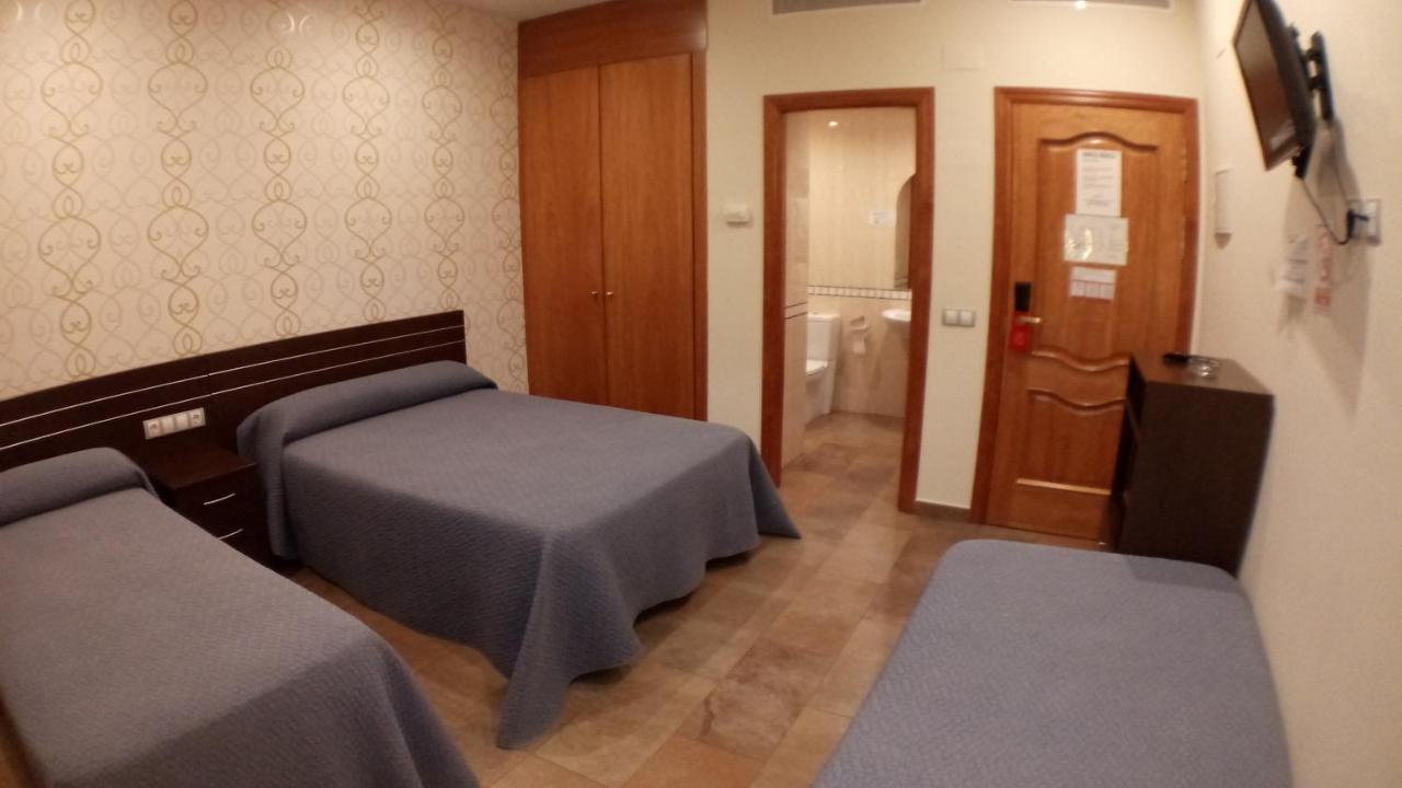 Hostal Venecia II Monzón Eksteriør bilde